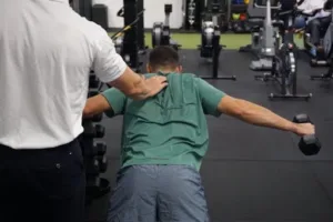 Physio-guided joint mobilisations for frozen shoulder to improve shoulder movement and reduce stiffness